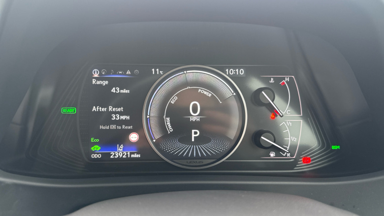 Lexus UX 250h 2.0 F-Sport Design 5dr CVT Hybrid Hatchback